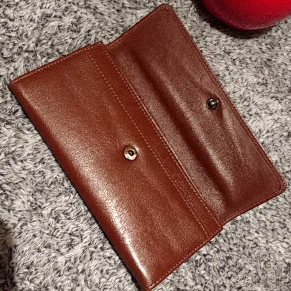 Authentic Bass brown leather wallet - Picture 8 of 8